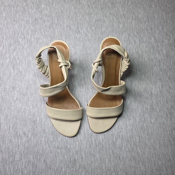 Coclico Gabby Insecto Elegant Cream Women's Heel Sandals - Picture 2 of 7